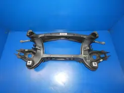 Mercedes E-luokka W213 takajousituspalkki OEM 2134307