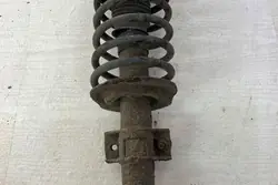 Vasen Etuiskunvaimennin VOLVO C30 8612887