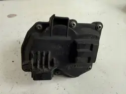 Pakoputken kuristin OEM 50885503 Renault Megane IV:lle
