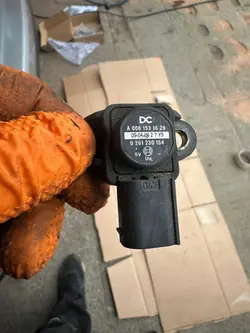 Mercedes-Benz A0061531628 MAP sensor