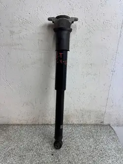 Vänster Bakstötdämpare Mazda CX-5 2012-2017 kn1c28700a