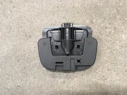 Clip plancher tapis coffre Mercedes Classe C W204 OEM A2046800184