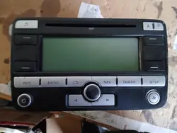 Radio OEM 1K0035191D para VW Golf V, Touran, Passat