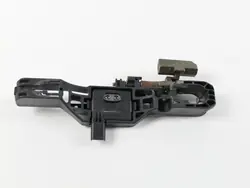 Soporte manilla delantera izquierda OEM 8200008430