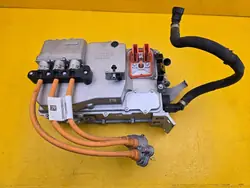 Lynk & Co 01 Inverter Omvandlare OEM 8892690980