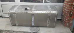 MAN TGX Polttoainesäiliö 710L OEM 81122016947 Käytetty