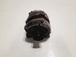 RENAULT SCENIC III 2.0 DCI Vaihtovirtageneraattori 8200960536