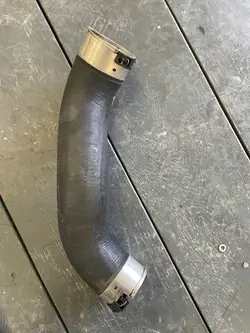 Mercedes-Benz OE A2045283082 intercooler-buis