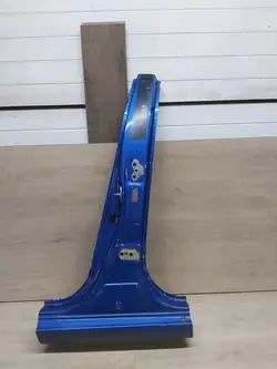 Pilier B gauche Toyota Yaris III OEM YARIS III SŁUPEK B LEWY