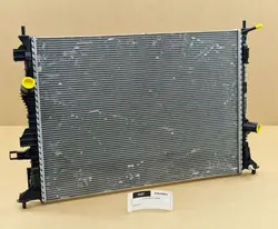 Ford OE Waterradiator OEM 2210505 voor Focus IV