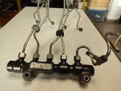 Rampe de carburant Citroen Berlingo C3 C4 C5 1.6 HDI