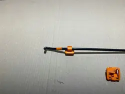 SKODA FABIA II Konepellituki OEM-osa