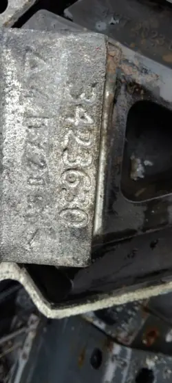 Motorlager OEM 34253630 für Iveco Stralis Euro 6