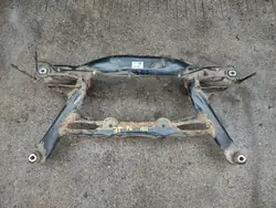 Viga traseira OEM 5N0505235AG para Yeti, Tiguan, Superb