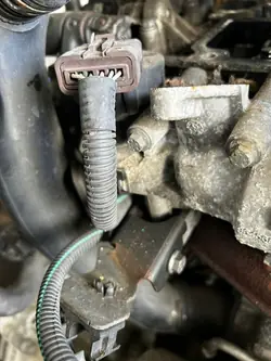EGR-jäähdyttimen venttiili OEM Citroen Peugeot 2.0HDI 136KM RHR