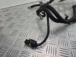 Pince Négative Mercedes OEM A2045408905 - Utilisée