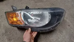 Mitsubishi Colt 09-12 Faro Delantero Derecho 8301B180