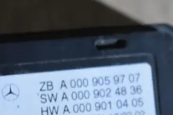 Kaistaturva OEM A0009059707 Mercedesille