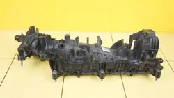 Colector de admisión Toyota OE 8573104 Avensis