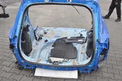 Ford Kuga MK3 Kotflügel hinten links/rechts OEM 415903