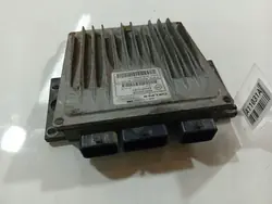 Renault Clio Motorstyrning 2005 1.5L 8200399038