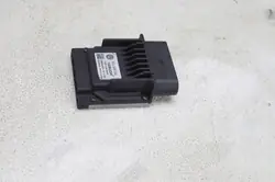 Polttoainepumpun ohjain VW 5QJ906093 3.6L bensiini 2021