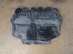 A3 8P GOLF V OCTAVIA II Motorplåt 1K0825237N