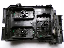 Caja de Fusibles Opel Astra K 1.4 OEM 39040858 - Usado