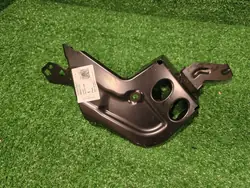 Suporte de para-lama dianteiro esquerdo OEM 8b3821131 Audi A5