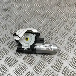 BMW kattoluukun moottori OEM 2781634 X5 G05 4.4L