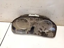 Volkswagen Passat Nopeusmittari Instrumenttipaneeli 2003 2.5L OEM