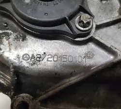 MERCEDES A272 Tampa de Distribuição A2720150101