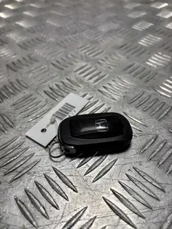 Keyless-kaukosäädin Honda OEM DG26657 Civic XI:lle