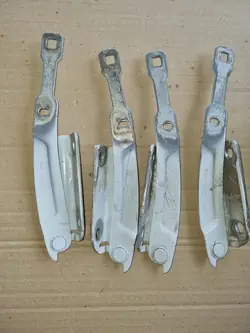 Dacia OE 654013159R Bisagra, Cubierta del Motor