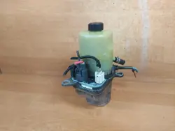 Ford Servostyrpump OEM 4M513K514CC - Begagnad