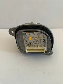 MODULE LAMPES AVANT GAUCHE OPEL CORSA F B144481-C