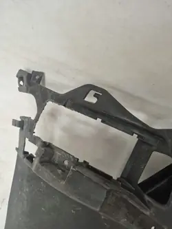 OEM 51119498602 Frontrechter Stoßstangen-Gleitschiene