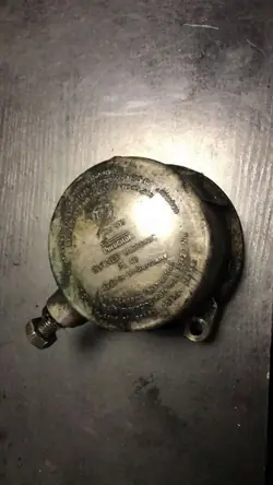 BMW Öljysuodattimen kansi OEM 1285915 5-sarja E28