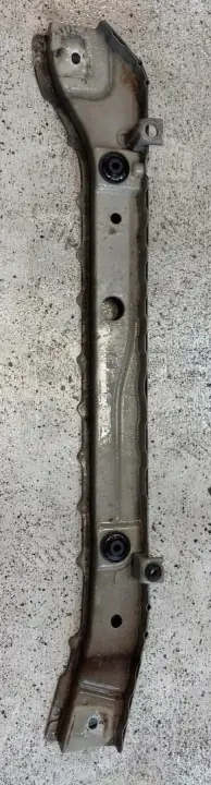 MAW23569 Radiatorsteunbalk voor Nissan NV200