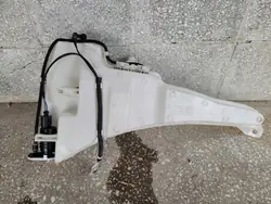 LV4B13K175 Réservoir lave-glace pour Ford Kuga MK3