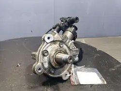 Pompe à injection OEM Wrakowisko-28168- pour VW Caddy III 2.0 TDI