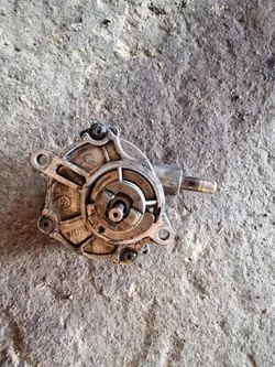 Mercedes vacuümpomp OEM 61123065 voor W203 2.2 CDI