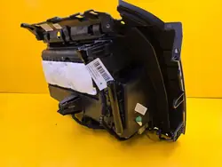 Lynk & Co 01 Matkustajan hansikaslokero OEM 888977952