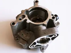 Audi Q3 Broms Pump Praktiskt Ny 06K145100CC