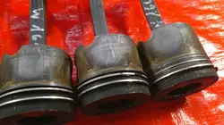 Mercedes Pleuelstange OEM AMxOE.6859230T1 - Gebraucht