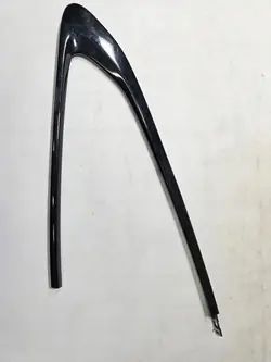 BMW OE 8495574 Moldura Janela Traseira Direita Carroçaria