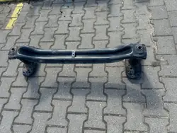 VW Touareg Vorderträger 2011 OEM