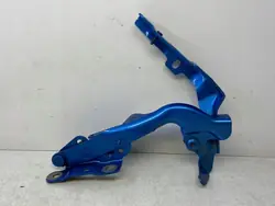 Charnière Gauche Capot Moteur OEM A1768800328 Mercedes