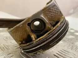 Kolben und Pleuel OEM 372AC Chrysler Pacifica 2017