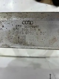 Ohjaustehostin + Kiinnikkeet Audi A4 B8 8T2422066B